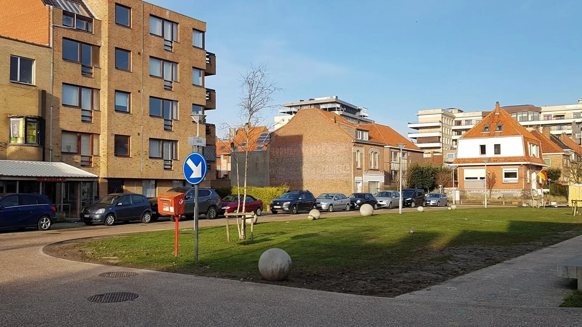 Very Large Duplex 4-Bedroom Apartment Less Than 5 Minutes From The Sea! T46 Ostende Bélgica